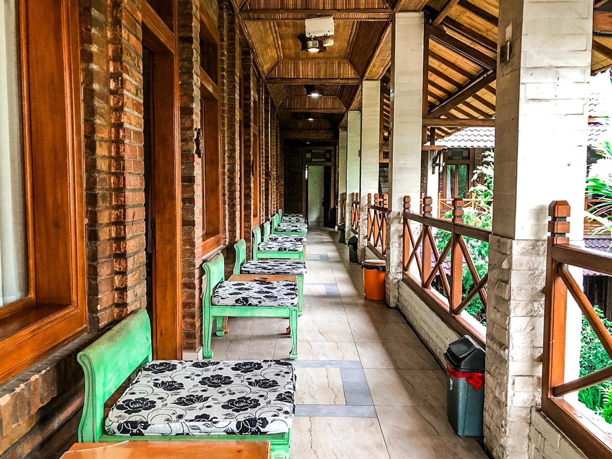 Arys Garden Hotel Yogyakarta Esterno foto